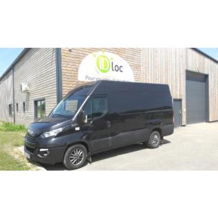 IVECO DAILY FOURGON TÔLE